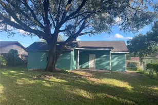 5959 Southgood St, Houston, TX 77033 - Photo 18