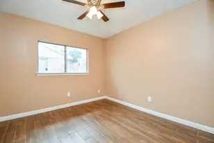 12011 Monument Valley Dr, Houston, TX 77067 - Photo 14