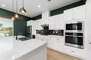 2308 Reinerman St, Houston, TX 77007 - Photo 1