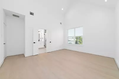 2308 Reinerman Street, Houston, TX 77007 - Photo 14