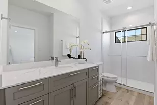 11930 S Hoa Sen Cir, Houston, TX 77072 - Photo 20