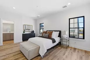 11930 S Hoa Sen Cir, Houston, TX 77072 - Photo 18