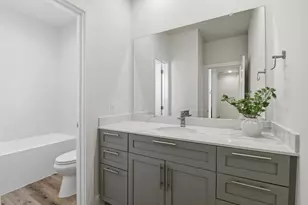 11930 S Hoa Sen Cir, Houston, TX 77072 - Photo 24