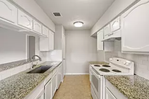 1310 Mossridge Dr, Missouri City, TX 77489 - Photo 6