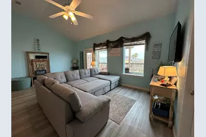 124 Howard Avenue #D, Surfside Beach, TX 77541 - Photo 18