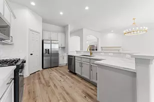 21823 Hannover Village Dr, Spring, TX 77388 - Photo 12