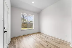 21823 Hannover Village Dr, Spring, TX 77388 - Photo 16