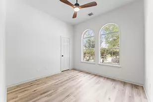 21823 Hannover Village Dr, Spring, TX 77388 - Photo 18