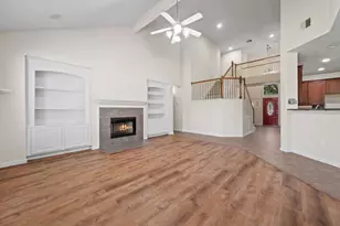 15214 Sky Brook Ln, Houston, TX 77044 - Photo 10