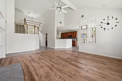15214 Sky Brook Lane, Houston, TX 77044 - Photo 10