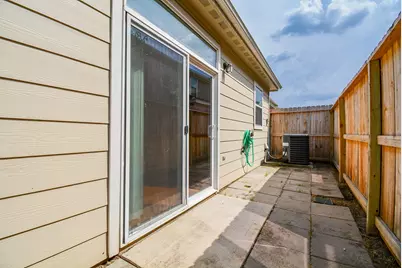 16021 Summerville Lake Drive, Tomball, TX 77377 - Photo 32