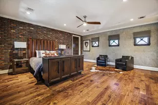 11095 Memorial Dr, Houston, TX 77024 - Photo 30