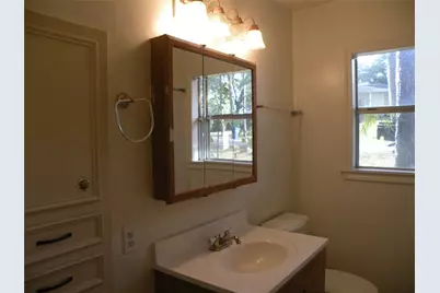 1015 Pear Drive, Huntsville, TX 77320 - Photo 18