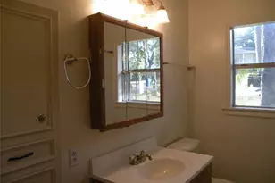 1015 Pear Dr, Huntsville, TX 77320 - Photo 18