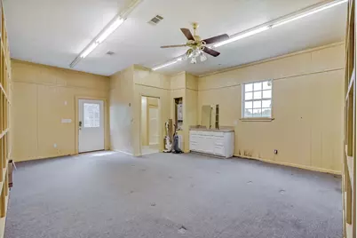 5200 N Main Street, Vidor, TX 77662 - Photo 34