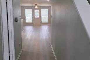4121 Mallow St, Houston, TX 77051 - Photo 2