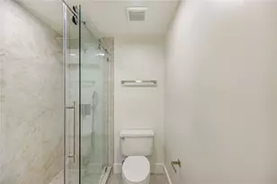2001 Holcombe Blvd, Houston, TX 77030 - Photo 26