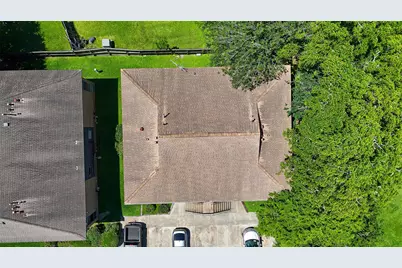 4021 Briar Hollow Drive, Dickinson, TX 77539 - Photo 8