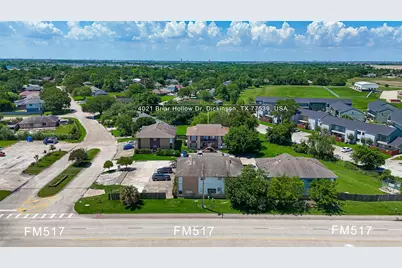 4021 Briar Hollow Drive, Dickinson, TX 77539 - Photo 2