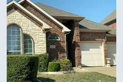1822 Masters Drive, DeSoto, TX 75115 - Photo 2
