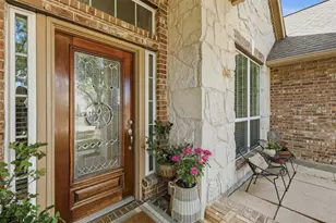 3608 Barrington Ct, Pearland, TX 77584 - Photo 4