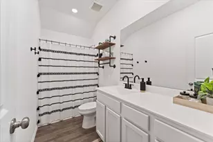 11251 Stirton Dr, Tomball, TX 77375 - Photo 10