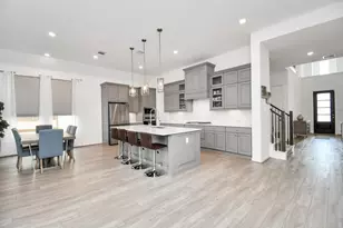 1354 Knollbridge Pt Ln, Pinehurst, TX 77362 - Photo 2