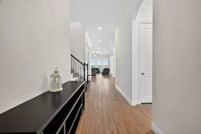 13823 Sturcombe Glen Trll, Rosharon, TX 77583 - Photo 4