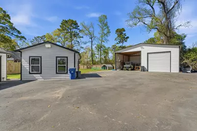8526 Oakwood Drive, Magnolia, TX 77354 - Photo 2