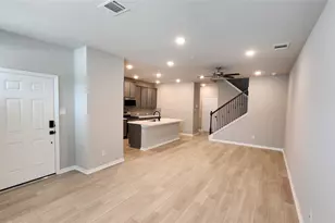 8009 Scanlan Trl, Missouri City, TX 77459 - Photo 4