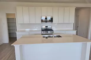 3008 Paradise Capri Dr, Katy, TX 77493 - Photo 2