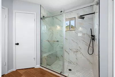 2926 Meadowcreek Drive, Missouri City, TX 77459 - Photo 24