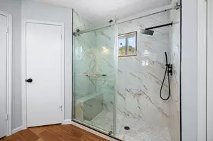 2926 Meadowcreek Dr, Missouri City, TX 77459 - Photo 24