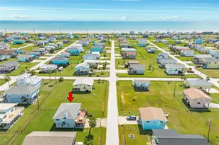 4107 Hardin Dr, Galveston, TX 77554 - Photo 4