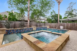 22 Frontera Cir, The Woodlands, TX 77382 - Photo 18