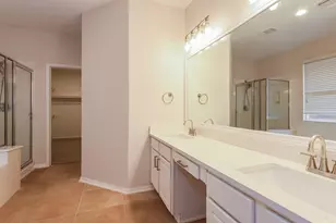 22 Frontera Cir, The Woodlands, TX 77382 - Photo 12