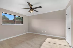 15575 Marina Dr, Conroe, TX 77356 - Photo 4