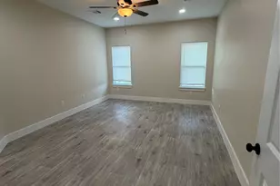 14893 Forest Castle Rd, Conroe, TX 77306 - Photo 12