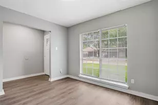 12226 Kings Meadow Dr, Houston, TX 77044 - Photo 8