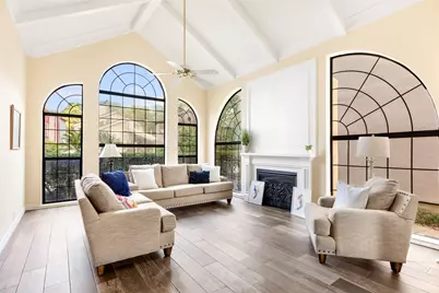 16 Kingwood Villas Court, Kingwood, TX 77339 - Photo 6