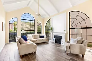 16 Kingwood Villas Ct, Kingwood, TX 77339 - Photo 6