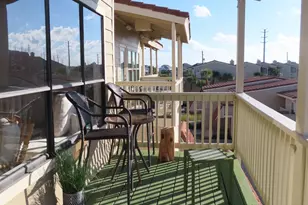 32 Dana Dr, Galveston, TX 77554 - Photo 16