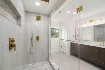 8202 Glencrest Street, Houston, TX 77061 - Photo 16