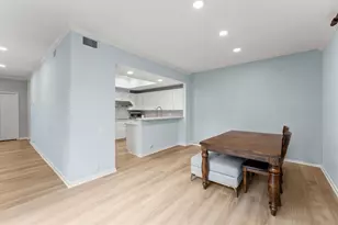 133 Litchfield Ln, Houston, TX 77024 - Photo 16