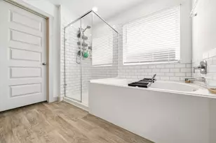 8210 Buck Ln, Rosharon, TX 77583 - Photo 22