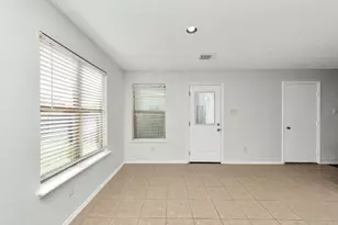 2610 Skyview Shadows Ct, Houston, TX 77047 - Photo 8