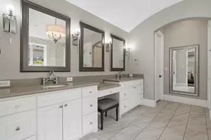 706 Oyster Creek Dr, Sugar Land, TX 77478 - Photo 28