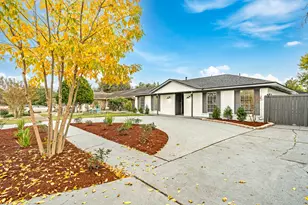 12007 Sharpcrest St, Houston, TX 77072 - Photo 4