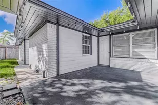 5037 W 43rd St, Houston, TX 77092 - Photo 36