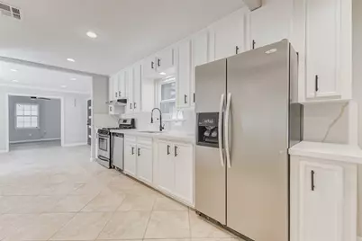 5037 W 43rd Street, Houston, TX 77092 - Photo 12